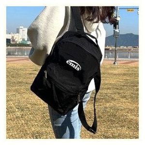 이미스 뉴로고 미니 백팩 블랙 후기: 20대 여성 데일리백으로 추천! (30% 할인 정보 포함) 이미지