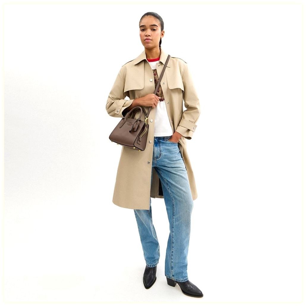 코치 Andrea Carryall Bag 이미지