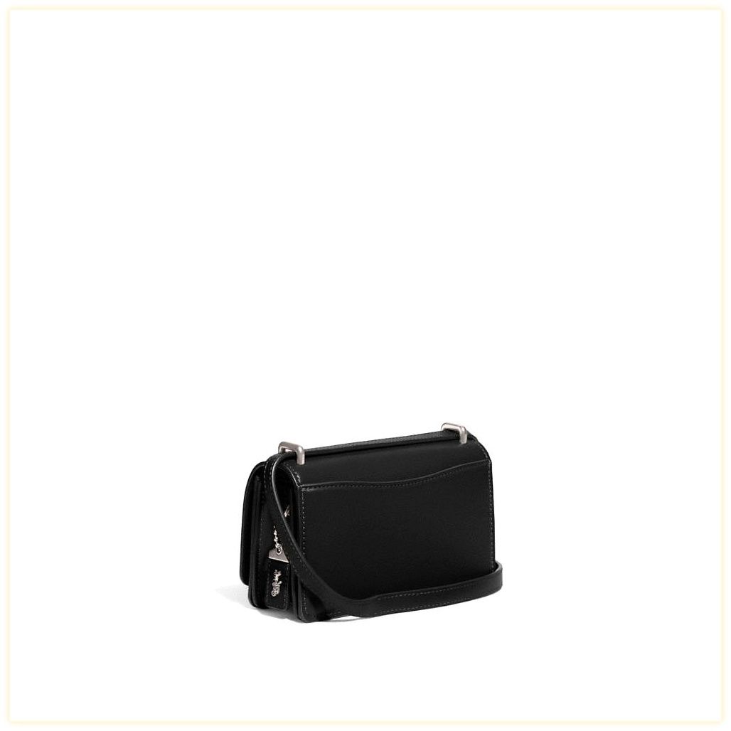 코치 Bandit Crossbody Bag 이미지