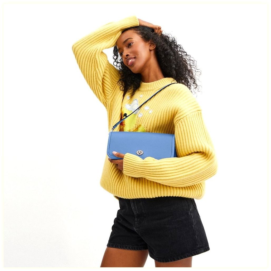 코치 Dinky Bag 이미지