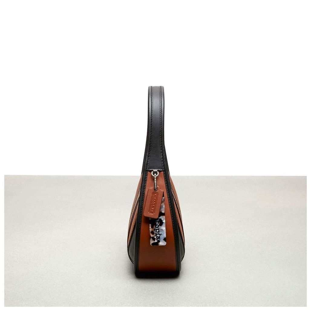 코치 Ergo Bag In Wavy Stripe Upcrafted Leather 이미지