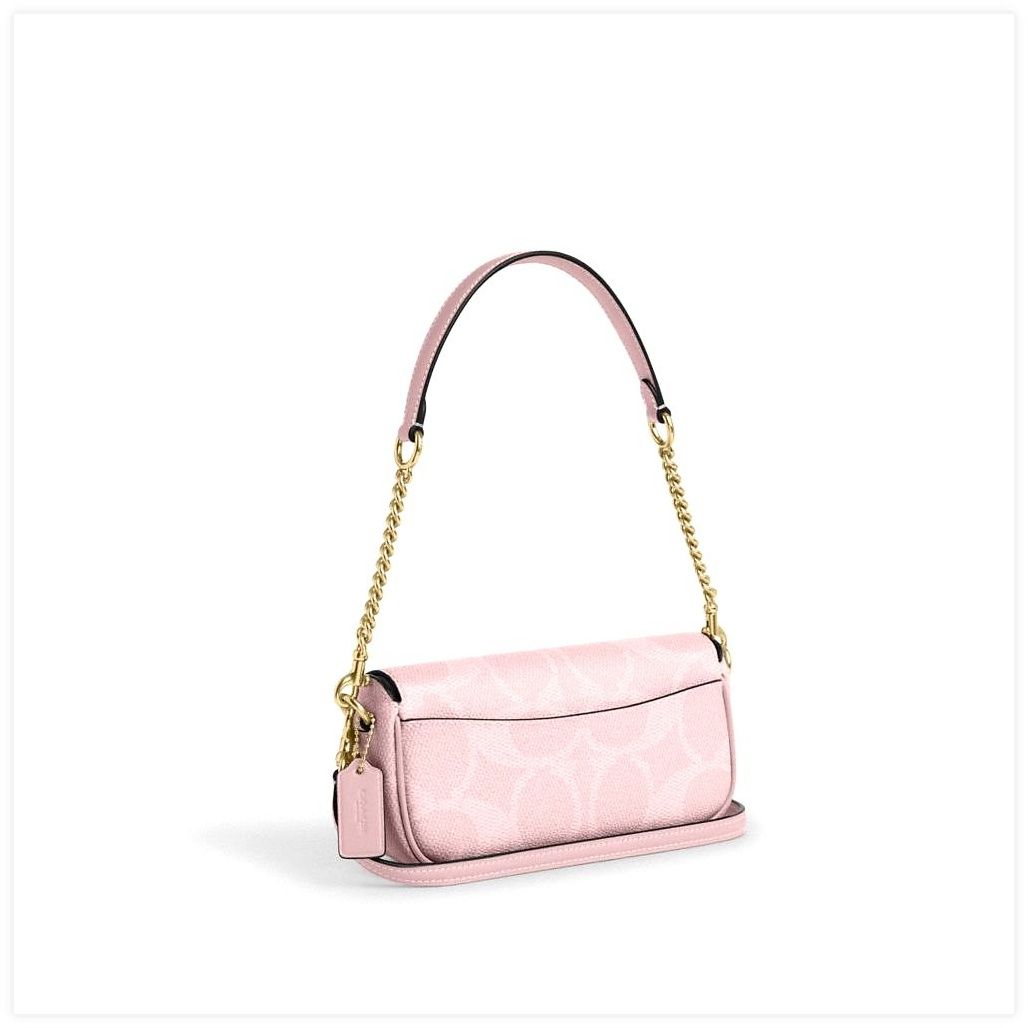코치 Hailey Flap Bag In Signature Canvas 이미지