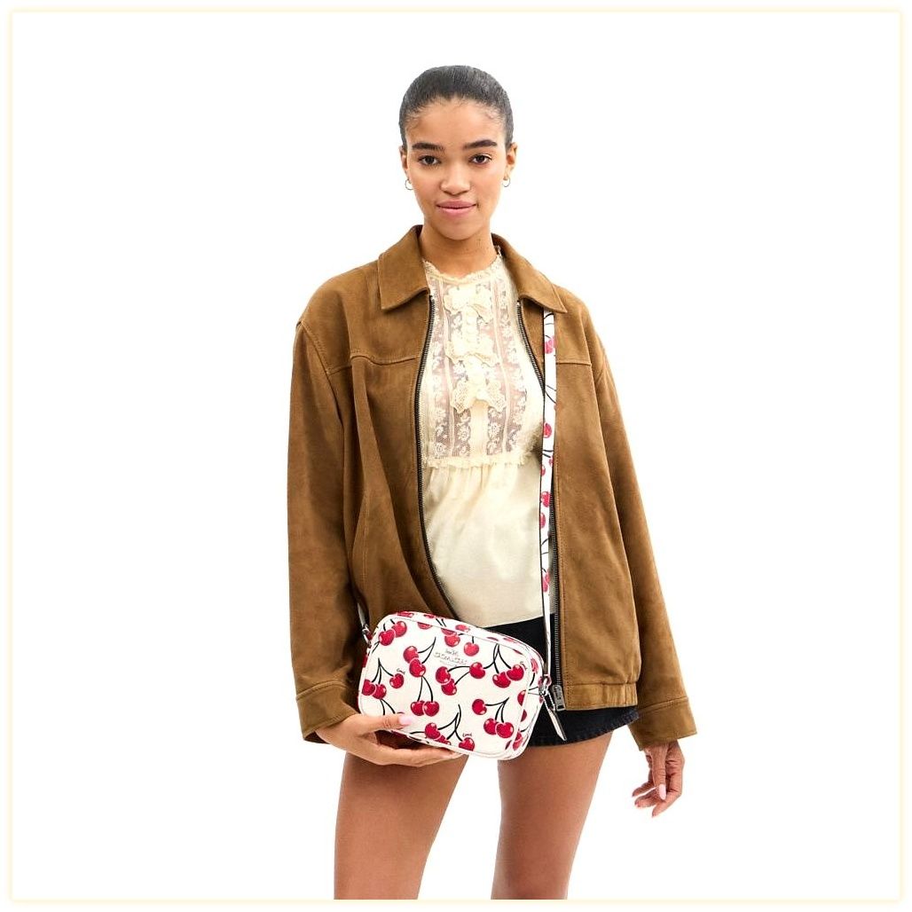 코치 Jamie Camera Bag With Cherry Print 이미지