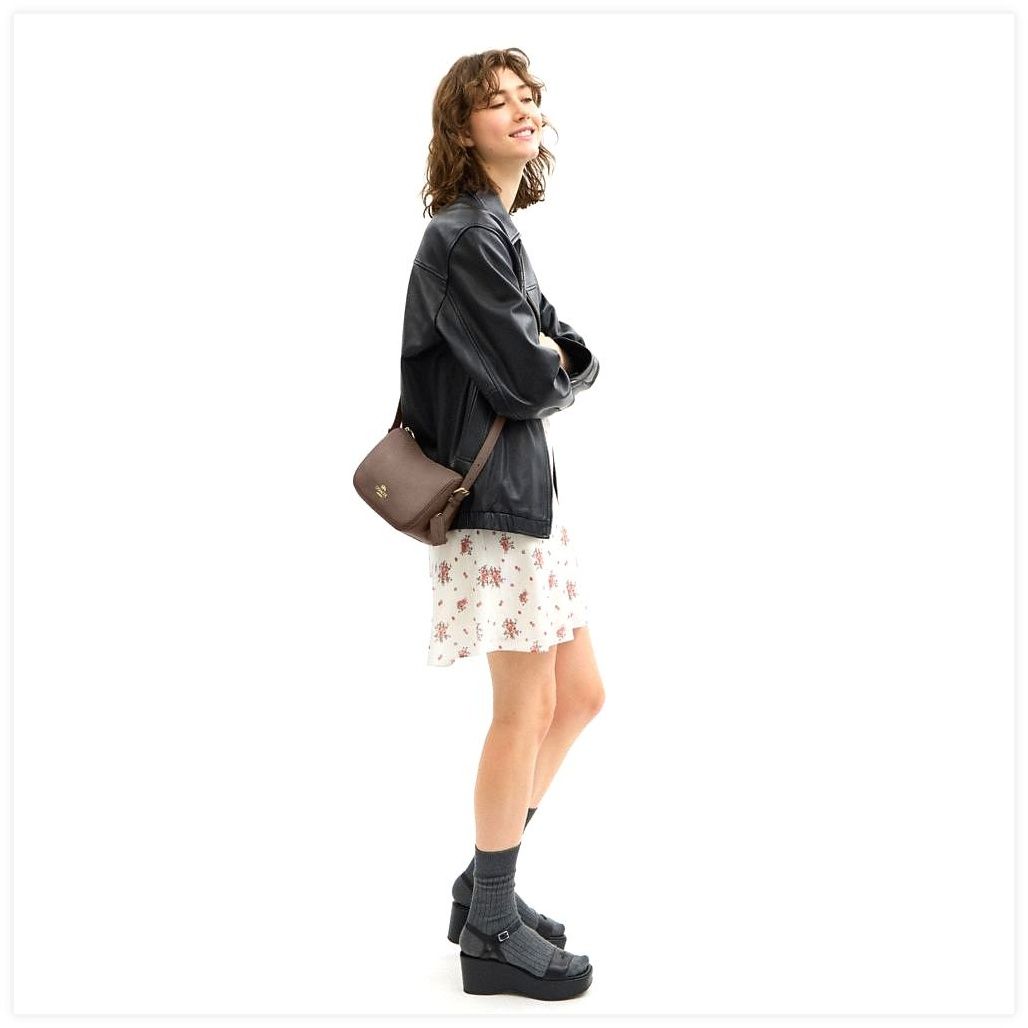 코치 Kailey Shoulder Bag 이미지