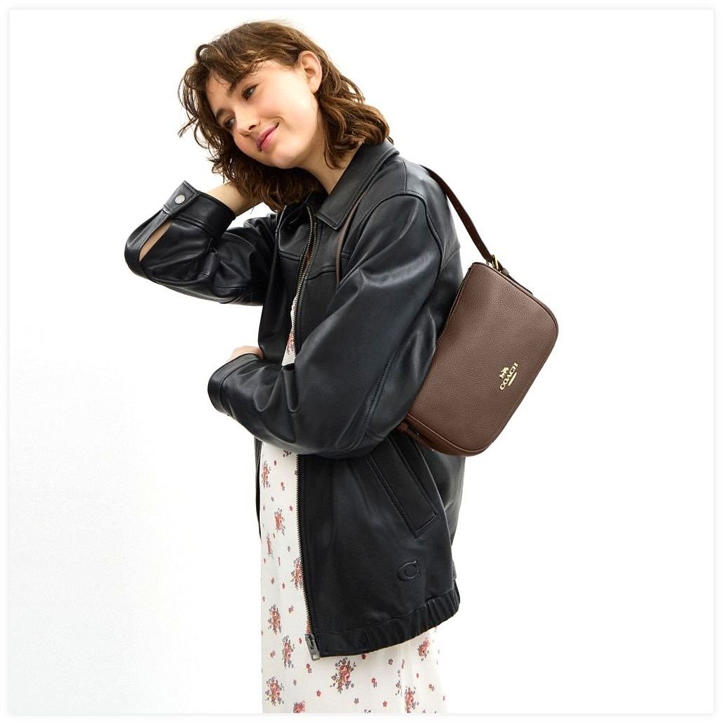 코치 Kailey Shoulder Bag 이미지
