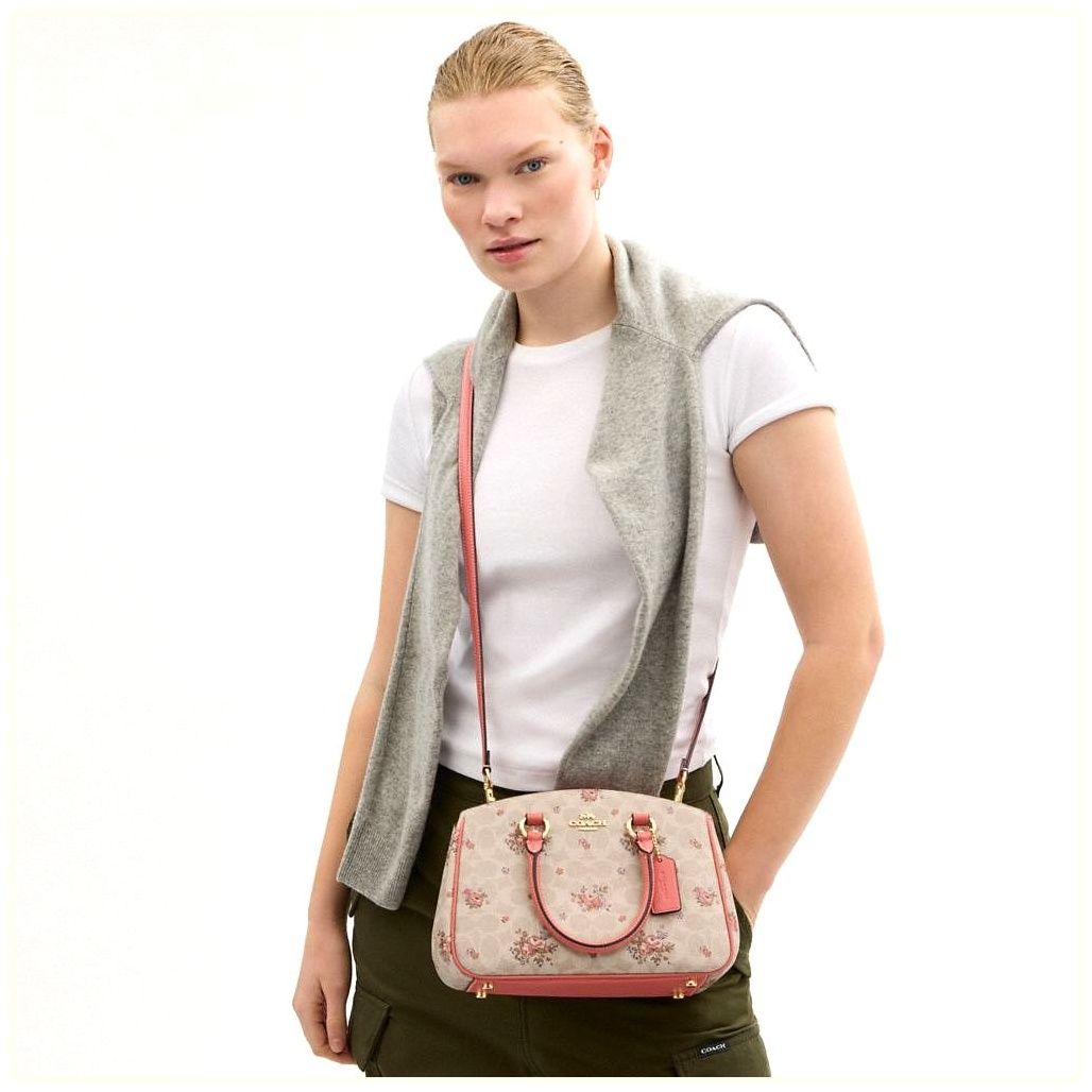 코치 Savannah Small Carryall Bag In Signature Canvas With Floral Print 이미지