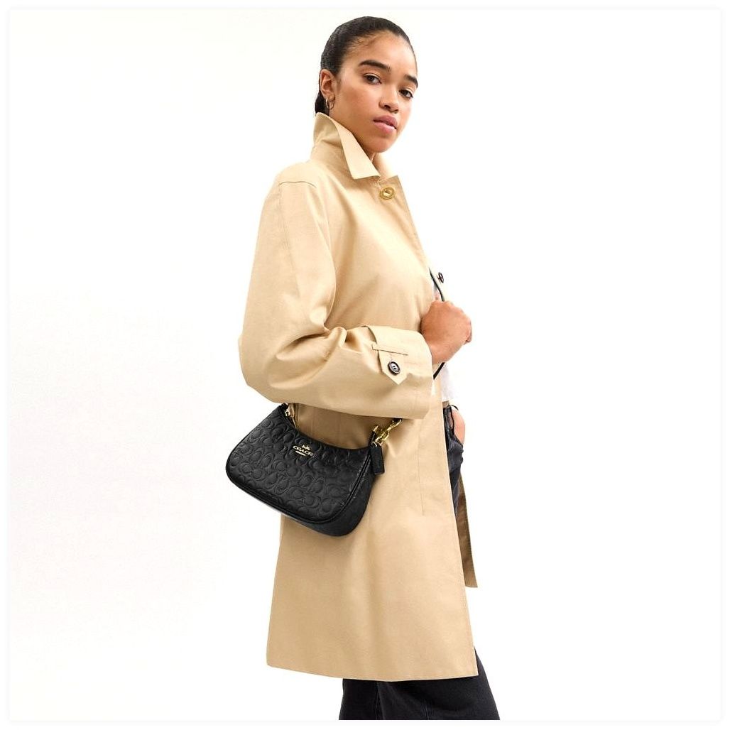 코치 Teri Shoulder Bag In Signature Leather 이미지