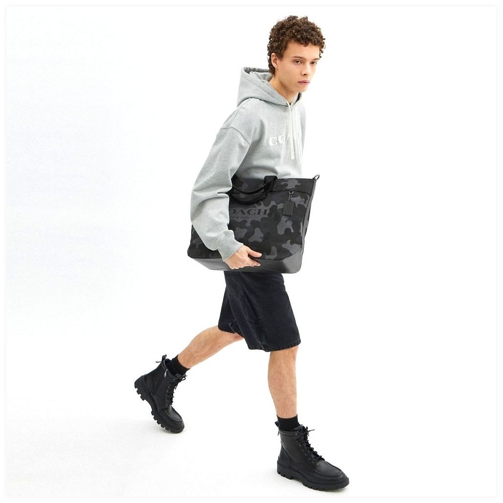 코치 Tote Bag 38 With Camo Print 이미지