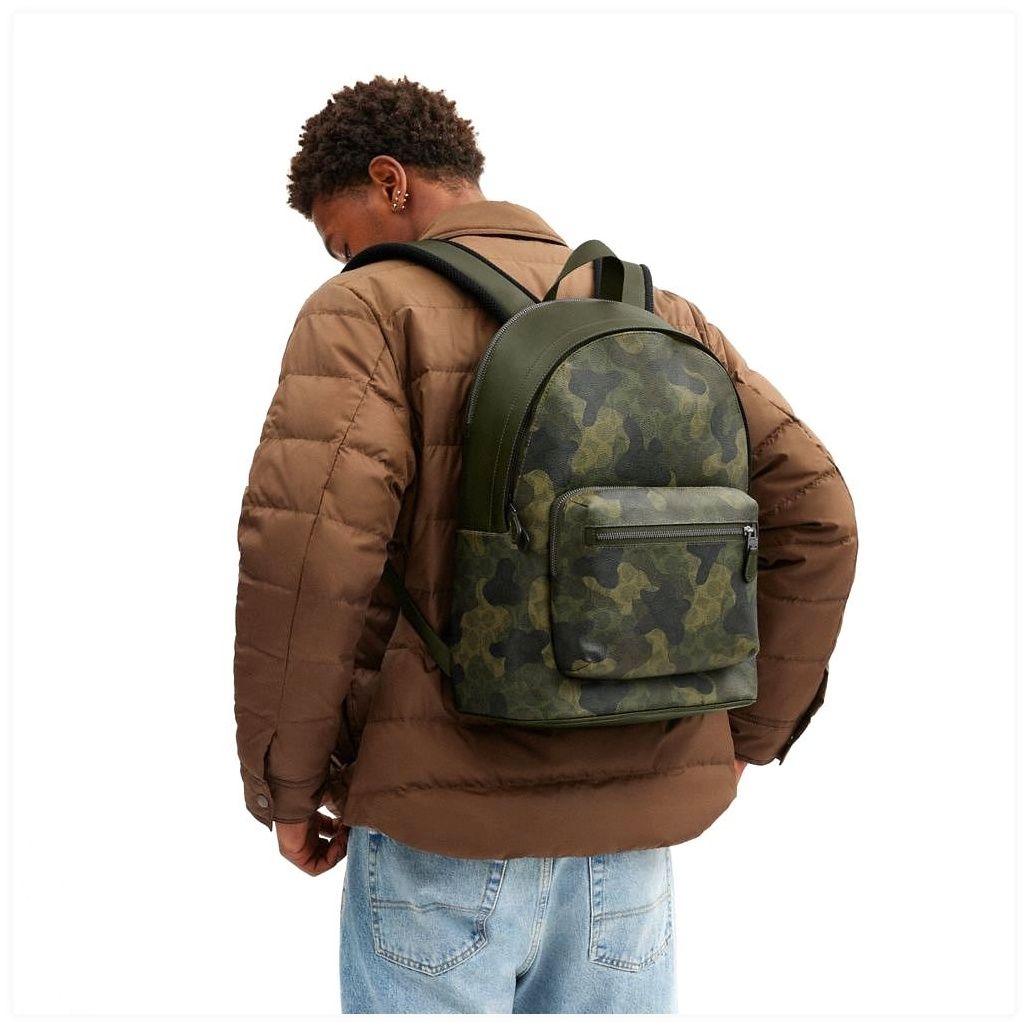 코치 West Backpack In Signature Camo Print 이미지