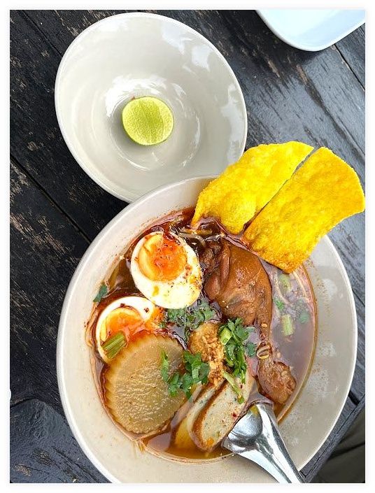 Phi Phi Don cafe and restaurant 이미지