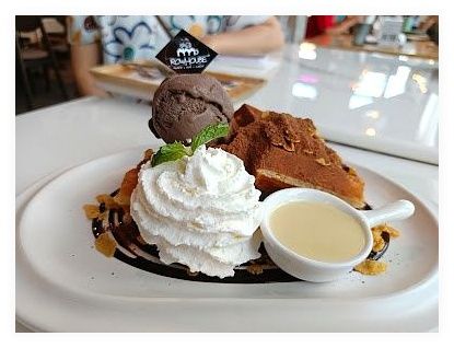 Row Hou8e Cafe Hua Hin 이미지