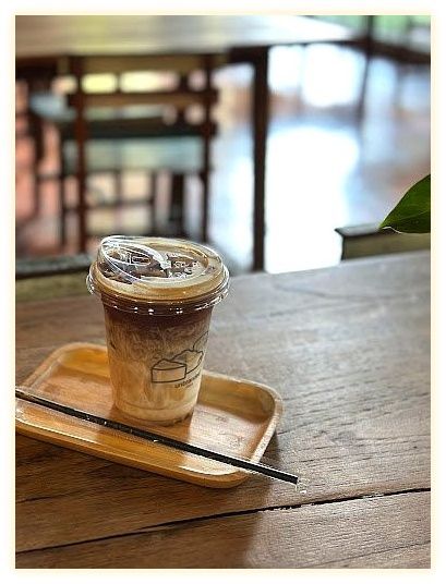 Unbranded Cafe 이미지
