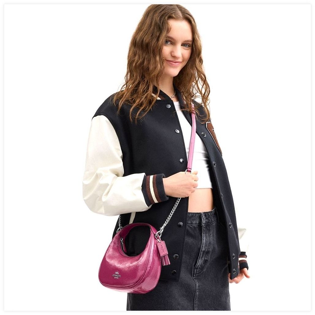 코치 Carmen Mini Crossbody Bag 이미지