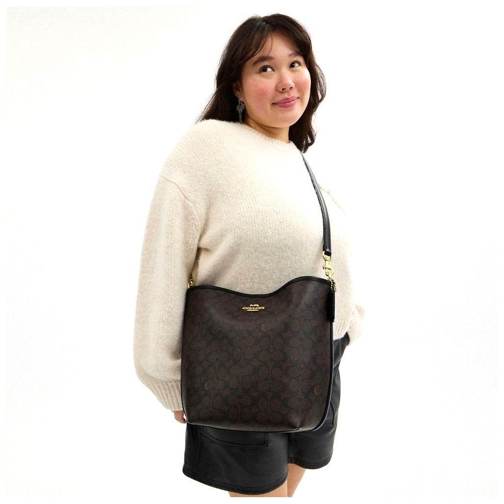 코치 City Large Bucket Bag In Signature Canvas 이미지