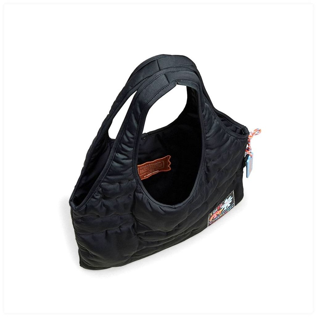 코치 Coachtopia Loop Flat Tote With Cloud Quilting 이미지