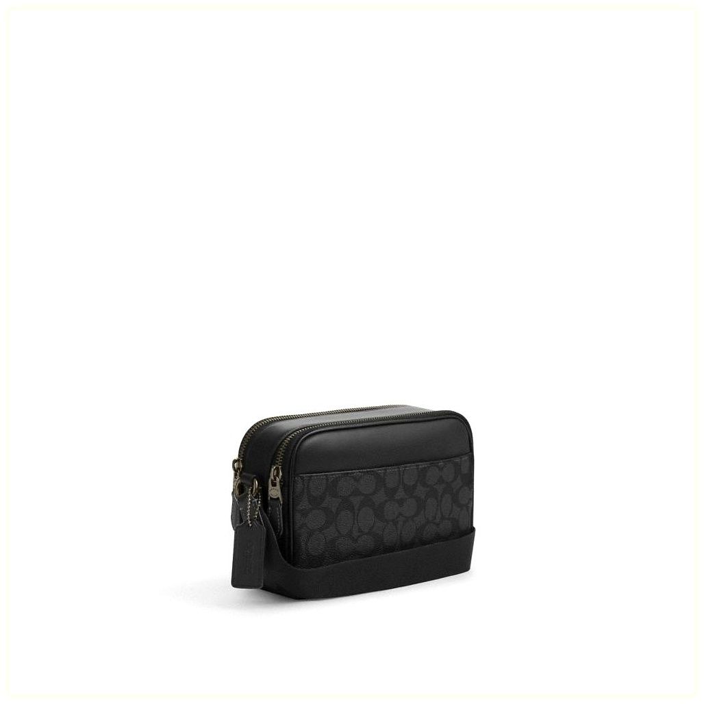 코치 Graham Crossbody Bag In Signature Canvas 이미지