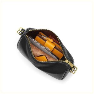 코치 Kailey 숄더백 CY707 Merlot 후기: 20대 추천 데일리백, 57% 할인 득템! 이미지