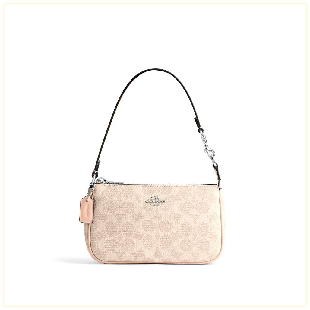 코치 Nolita 19 In Signature Canvas 이미지