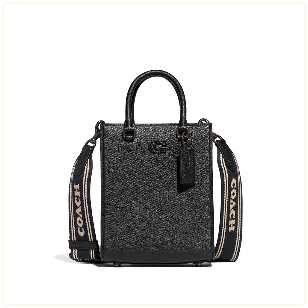 코치 Tote 16 With Signature Canvas 이미지