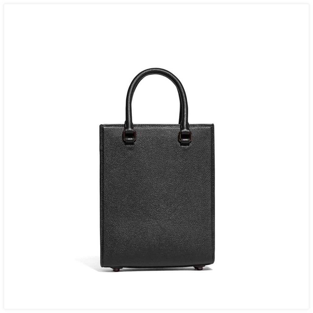 코치 Tote 16 With Signature Canvas 이미지