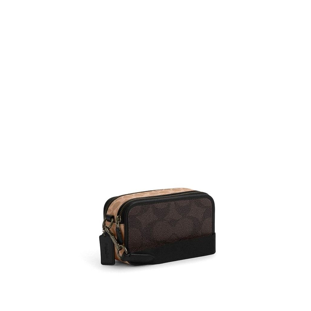 코치 Wyatt Crossbody Bag In Blocked Signature Canvas 이미지