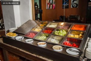치앙마이 가성비 호텔 추천 라밍 로지 호텔 솔직 후기 위치 최고, 룸 컨디션 만족! 이미지