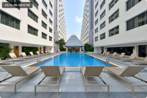 짜오프라야 강물처럼 부드럽게 감싸 안는 곳, 방콕 트윈 타워스 호텔에서의 꿈결 같은 하룻밤 이미지